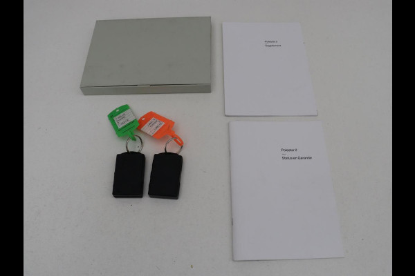 Polestar 2 Long Range Dual Motor Launch Edition 78kWh | Panoramadak | Trekhaak | 360 Camera | Achterbankverwarming | Adaptive cruise | Carplay | Camera | Stoelverwarming | Keyless