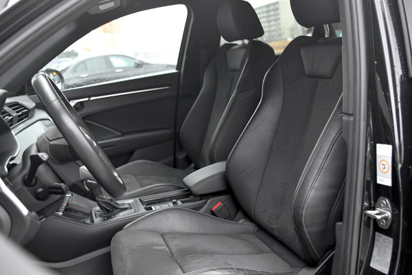 Audi Q3 45 TFSI e S edition. ACC, Stuurverw, Keyless, Matrix, Camera, 20'', CarPlay!