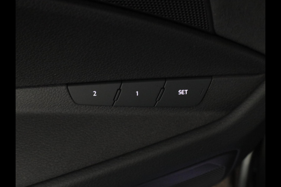 Audi e-tron Sportback 55 quattro S edition 95 kWh 408PK | Panorama dak | Matrix koplampen | S-Line |