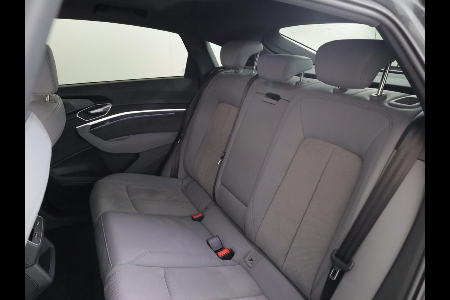 Audi e-tron Sportback 55 quattro S edition 95 kWh 408PK | Panorama dak | Matrix koplampen | S-Line |