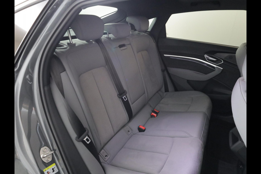 Audi e-tron Sportback 55 quattro S edition 95 kWh 408PK | Panorama dak | Matrix koplampen | S-Line |