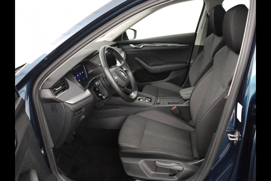 Škoda Octavia 1.0 e-TSI Business Edition Plus | Trekhaak | Stoelverwarming | Adaptive cruise | Camera | Carplay | Navigatie | 18'' | Side Assist | Keyless | Full LED