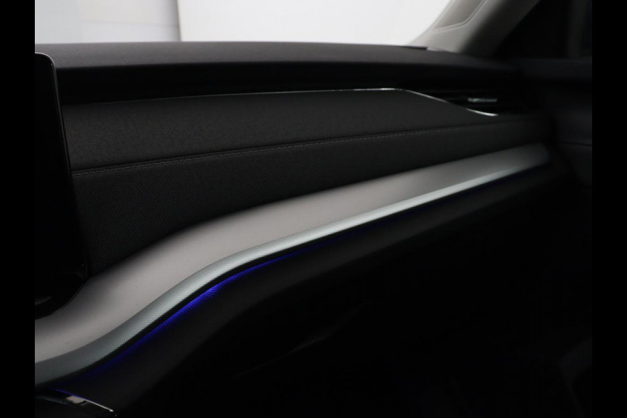 Škoda Octavia 1.0 e-TSI Business Edition Plus | Trekhaak | Stoelverwarming | Adaptive cruise | Camera | Carplay | Navigatie | 18'' | Side Assist | Keyless | Full LED