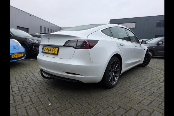 Tesla Model 3 Standard RWD Plus 60 kWh | Volleder | Pano | Trekhaak | WLTP 491 KM |