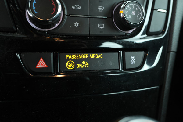 Opel Mokka 1.4 Turbo Innovation Automaat, Navigatie, camera, airco