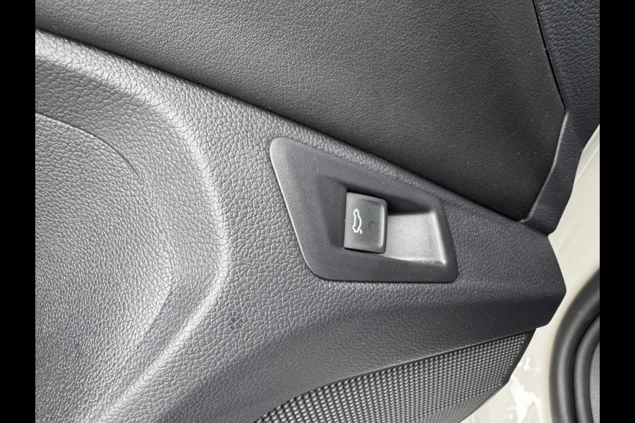 Volkswagen T-Roc 1.5 TSI R-Line Business | Trekhaak afnb. | Panodak | Keyless | Elk. A-klep | Side Assist | IQ Light | Prijs Rijklaar!!