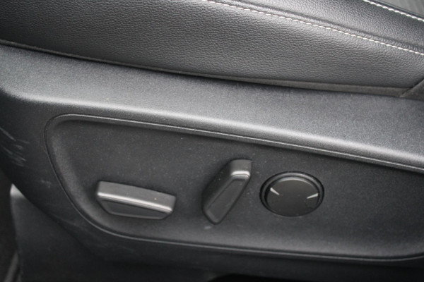 Ford Kuga 1.5 EcoBoost Titanium X | Trekhaak | Adaptive cruise control | Dodehoeksensoren | Camera