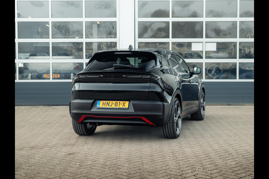 Alfa Romeo junior Elettrica Veloce 54 kWh | 280pk | Clima | Navi | Adapt. Cruise | Keyless | Camera | BSM