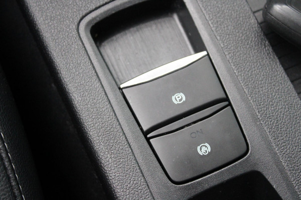 Ford Kuga 1.5 EcoBoost Titanium X | Trekhaak | Adaptive cruise control | Dodehoeksensoren | Camera