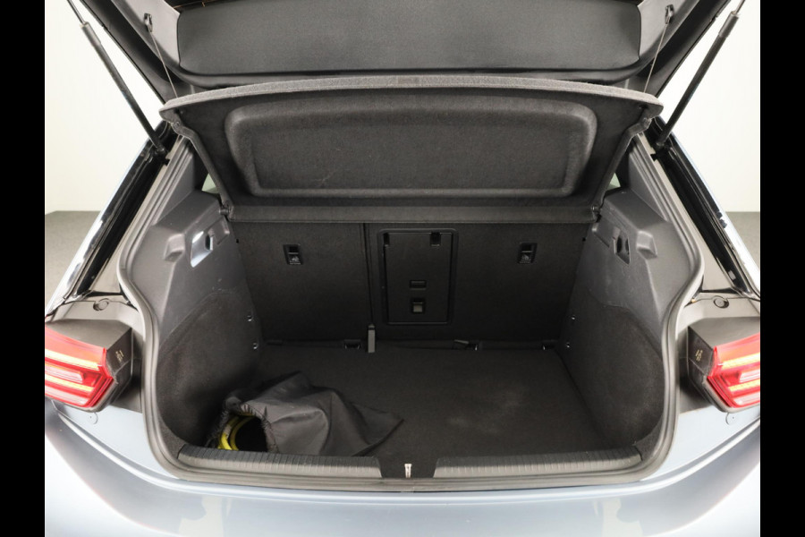 Volkswagen ID.3 Business 58 kWh 204 PK | Navigatie | Camera | Carplay |