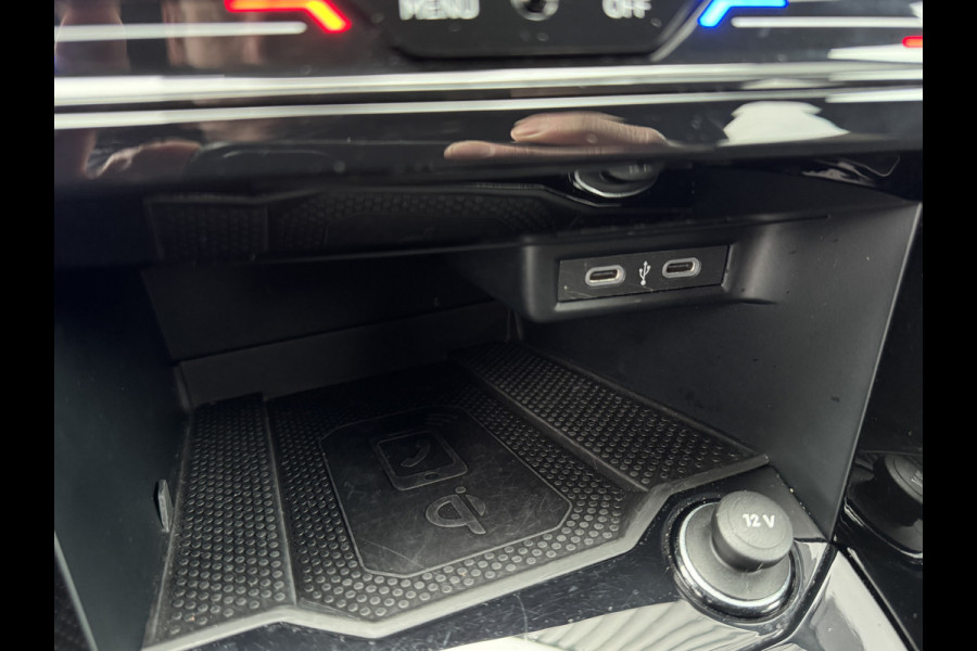 Volkswagen T-Roc 1.5 TSI R-Line Business | Black Style | Trekhaak afnb. | 19'' | IQ Light | Side Assist | Prijs Rijklaar!!