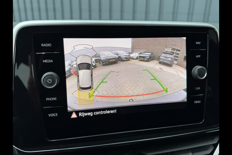 Volkswagen T-Roc 1.5 TSI R-Line Business | Black Style | Trekhaak afnb. | 19'' | IQ Light | Side Assist | Prijs Rijklaar!!