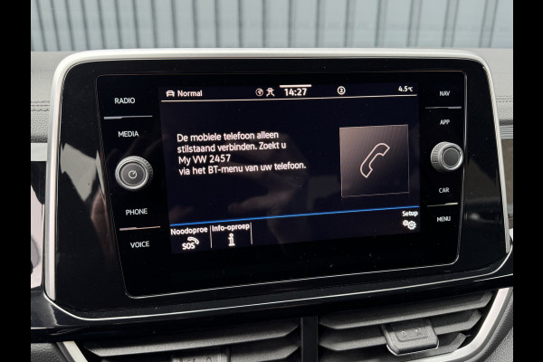 Volkswagen T-Roc 1.5 TSI R-Line Business | Black Style | Trekhaak afnb. | 19'' | IQ Light | Side Assist | Prijs Rijklaar!!