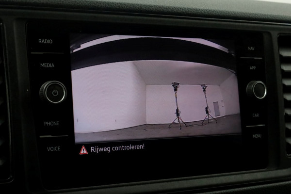 Volkswagen Crafter 35 2.0 TDI 140pk Bakwagen met laadklep en zijdeur 09-2022