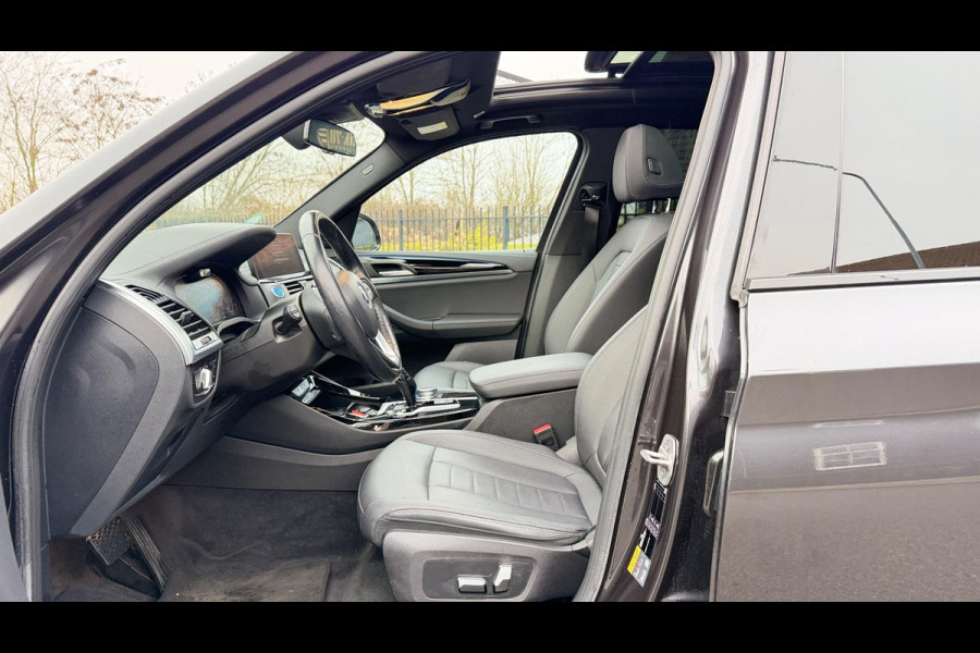 BMW iX3 Executive 80 kWh PANORAMADAK LEER APPLE-CARPLAY LED-XENON