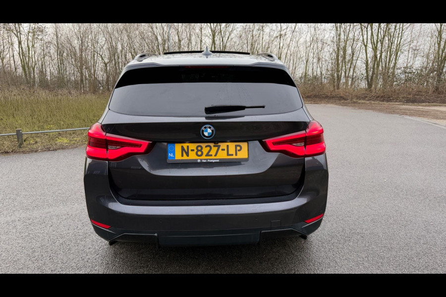 BMW iX3 Executive 80 kWh PANORAMADAK LEER APPLE-CARPLAY LED-XENON