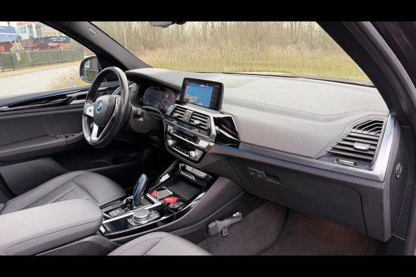 BMW iX3 Executive 80 kWh PANORAMADAK LEER APPLE-CARPLAY LED-XENON