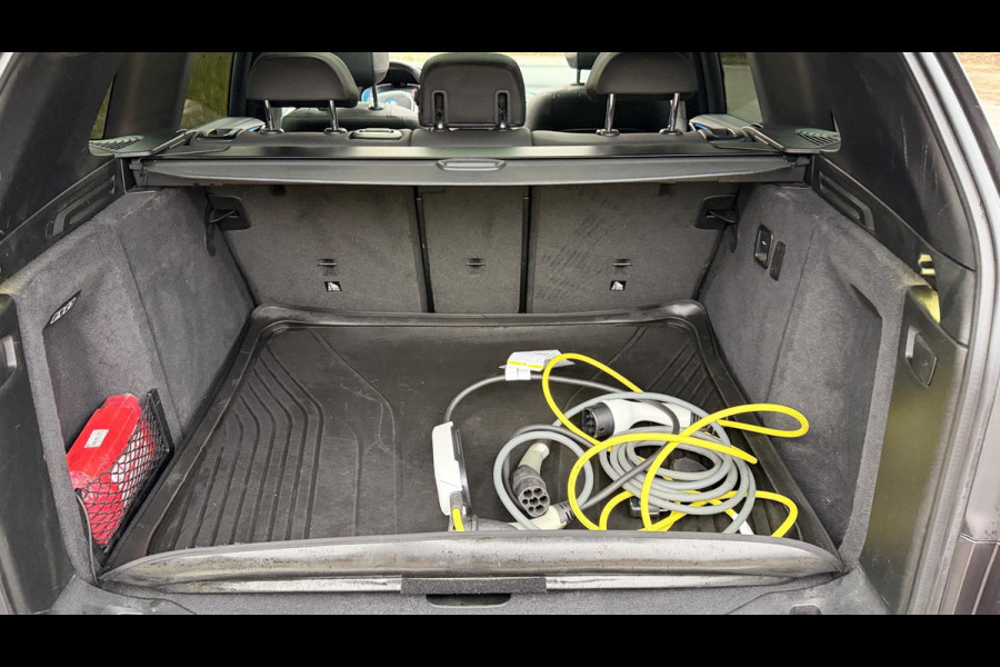 BMW iX3 Executive 80 kWh PANORAMADAK LEER APPLE-CARPLAY LED-XENON