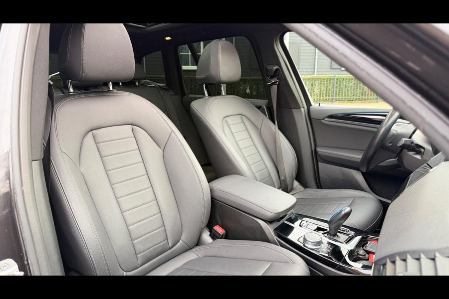 BMW iX3 Executive 80 kWh PANORAMADAK LEER APPLE-CARPLAY LED-XENON