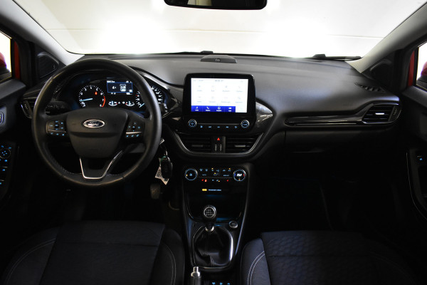 Ford Puma 125PK ECOBOOST HYBRID TITANIUM CARPLAY/LMV/MASSAGE