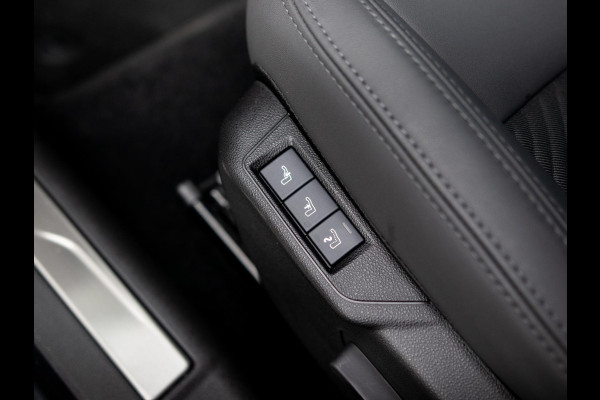 Alfa Romeo junior Elettrica Veloce 54 kWh | 280pk | Clima | Navi | Adapt. Cruise | Keyless | Camera | BSM