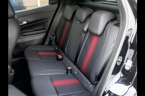 Alfa Romeo junior Elettrica Veloce 54 kWh | 280pk | Clima | Navi | Adapt. Cruise | Keyless | Camera | BSM