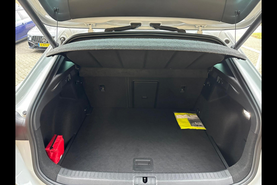 CUPRA Formentor 2.0 TSI 4DRIVE Panoramadak! Keyless! Camera! Sfeerverlichting! Leder! Elektr Achterklep