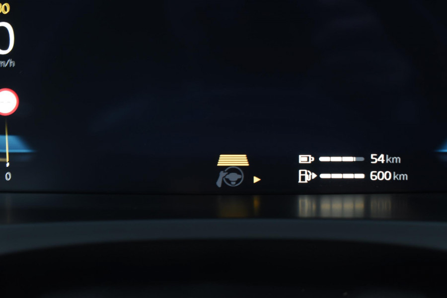 Volvo V90 T8 455PK Automaat Plug-in Hybrid AWD Ultra Dark / Navigatie / 360 Camera / Harman Kardon / Stuur & Stoelverwarming / Gelaagde Zijruiten / LM Velgen / Trekhaak