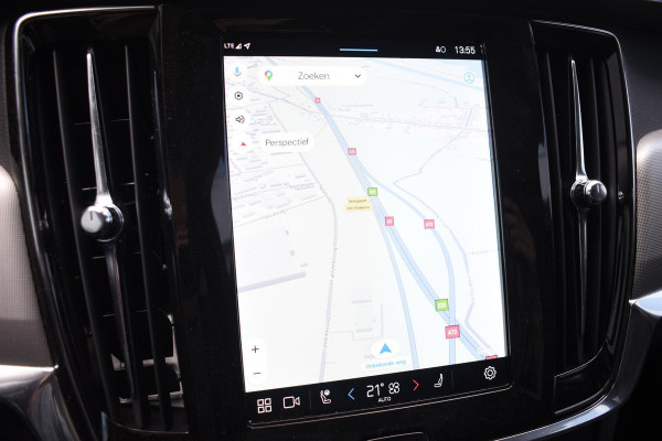 Volvo V90 T8 455PK Automaat Plug-in Hybrid AWD Ultra Dark / Navigatie / 360 Camera / Harman Kardon / Stuur & Stoelverwarming / Gelaagde Zijruiten / LM Velgen / Trekhaak