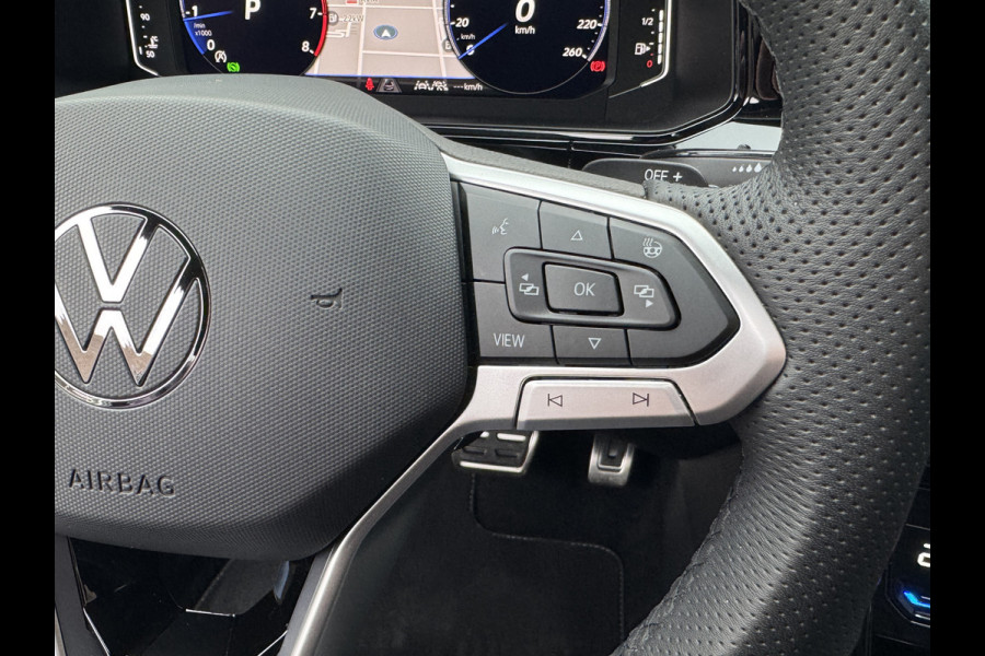 Volkswagen T-Roc 1.5 TSI R-Line Business | Trekhaak afnb. | Panodak | Keyless | Side Assist | Elk. A-klep | IQ Light | Prijs Rijklaar!!