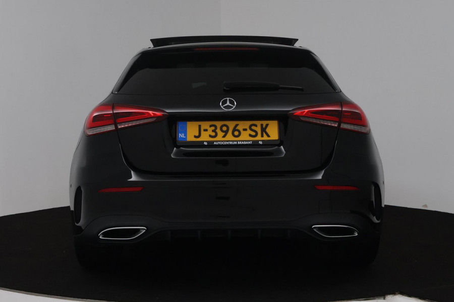 Mercedes-Benz A-Klasse 180 Business Solution AMG (PANORAMADAK, STOELVERWARMING, ELEKTRISCHE STOELEN-, SFEERVERLICHTING, NL-AUTO)