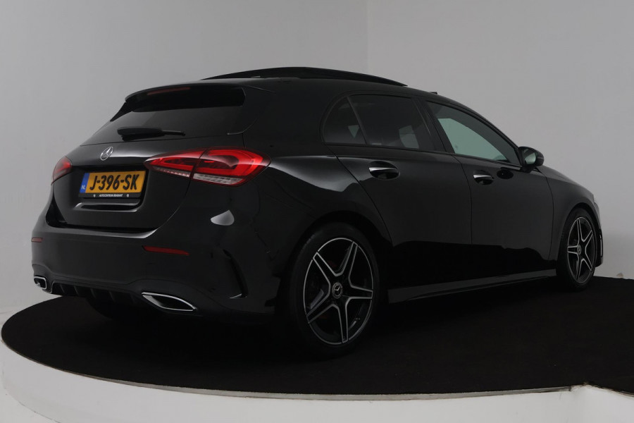 Mercedes-Benz A-Klasse 180 Business Solution AMG (PANORAMADAK, STOELVERWARMING, ELEKTRISCHE STOELEN-, SFEERVERLICHTING, NL-AUTO)