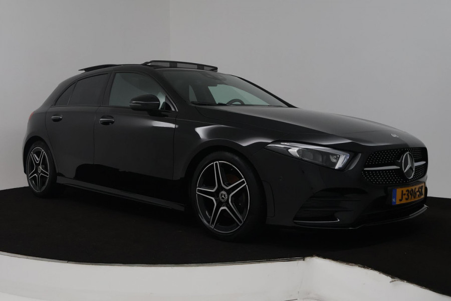 Mercedes-Benz A-Klasse 180 Business Solution AMG (PANORAMADAK, STOELVERWARMING, ELEKTRISCHE STOELEN-, SFEERVERLICHTING, NL-AUTO)