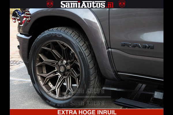 Dodge Ram 1500 Laramie Sport 5.7 V8 HEMI 402PK 4x4 | Panorama dak | 12' Scherm |Granite Crystal Metallic | Crew Cab | 5 Persoons | Dubbele Cabine | DC | VOORRAAD NR 2526 - 1272 |