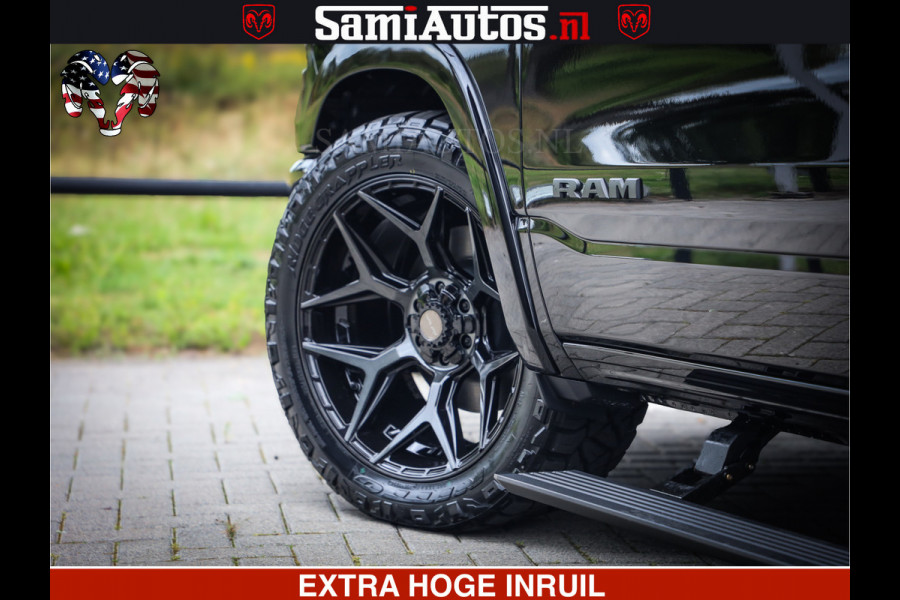 Dodge Ram 1500 Limited Night H.O 540HP 706Nm | Massage + Full Option | De Meest Luxe en Volle Pick-Up in zijn Klasse | Comfortabele Dubbele Cabine met Royale 5 Zitplaatsen | BPM vrij | Nu Leverbaar uit Voorraad | Voorraad Nr 2338 - 5404