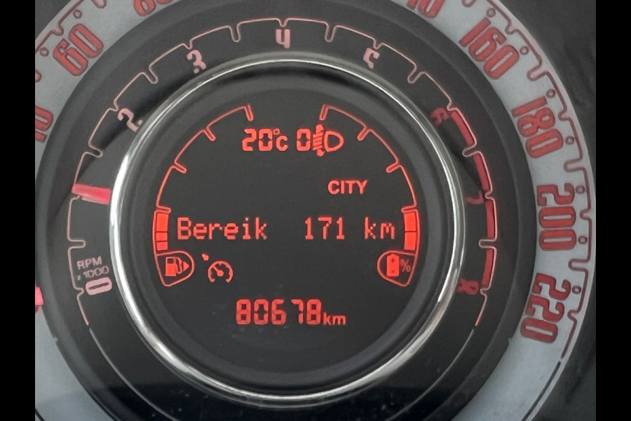 Fiat 500 1.0 Hybrid Lounge 80.000 km NL-AUTO-NAP.