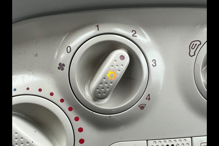 Fiat 500 1.0 Hybrid Lounge 80.000 km NL-AUTO-NAP.