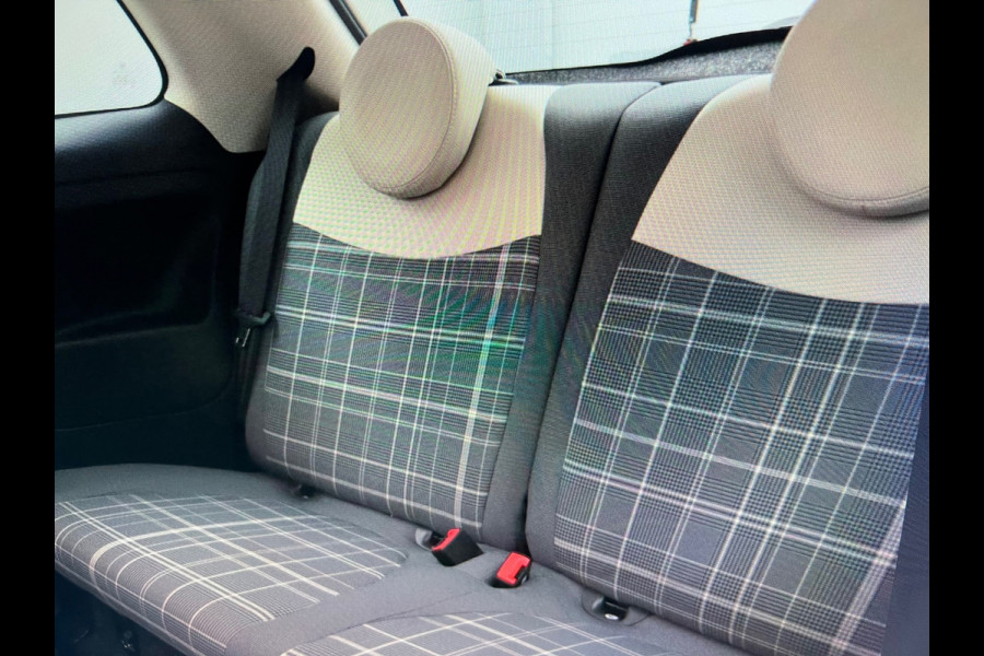 Fiat 500 1.0 Hybrid Lounge 80.000 km NL-AUTO-NAP.