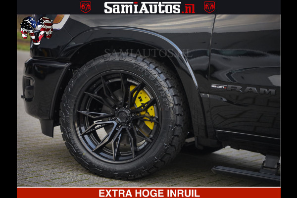Dodge Ram 1500 Limited Night H.O 540HP 706Nm | Massage + Full Option | De Meest Luxe en Volle Pick-Up in zijn Klasse | Comfortabele Dubbele Cabine met Royale 5 Zitplaatsen | BPM vrij | Nu Leverbaar uit Voorraad | Voorraad Nr 2295 - 8559