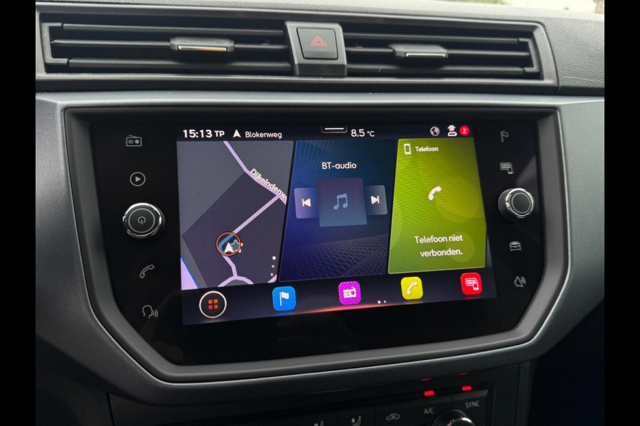 Seat Arona 1.0 TSI Style Business Intense CAMERA / NAVIGATIE / ADAPT. CRUISE / 4-SEIZ BANDEN / HOGE INSTAP /PDC RONDOM / BLINDSPOT