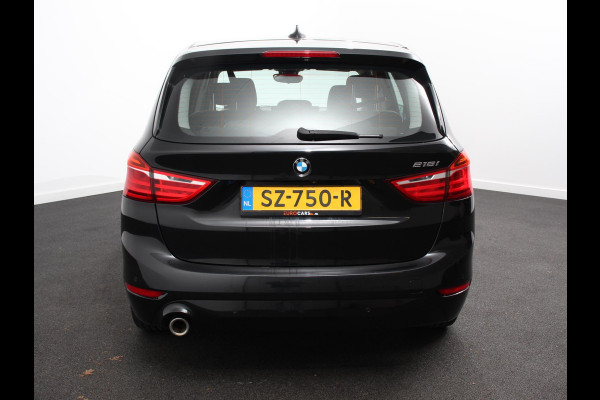 BMW 2 Serie Gran Tourer 218i 7p. Executive Launch Edition | Cruise control | Climate control | Parkeersensoren | Navigatie | Achteruitrijcamera | LED | Lichtmetalen velgen