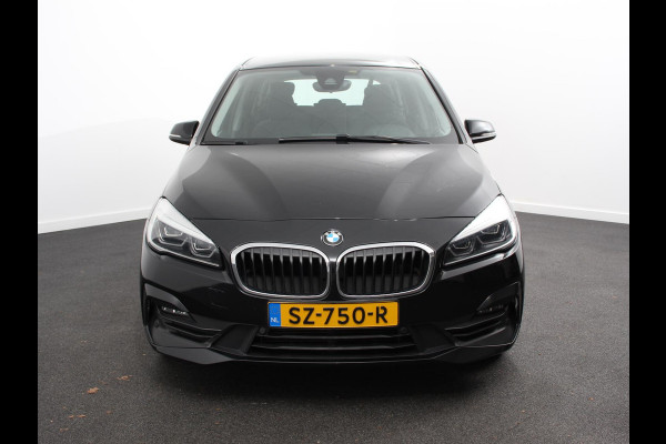 BMW 2 Serie Gran Tourer 218i 7p. Executive Launch Edition | Cruise control | Climate control | Parkeersensoren | Navigatie | Achteruitrijcamera | LED | Lichtmetalen velgen