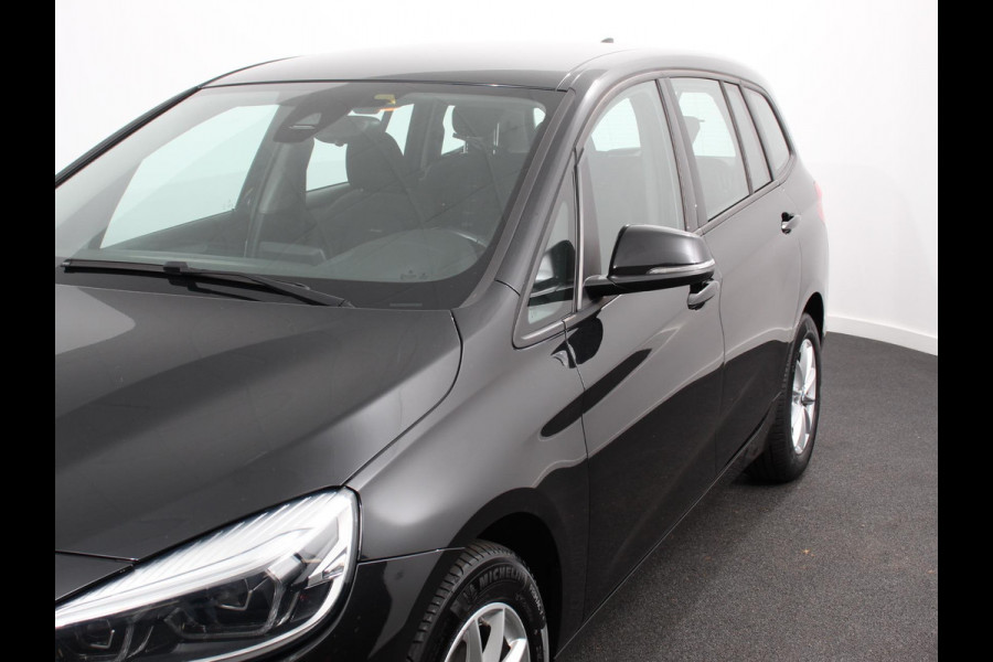 BMW 2 Serie Gran Tourer 218i 7p. Executive Launch Edition | Cruise control | Climate control | Parkeersensoren | Navigatie | Achteruitrijcamera | LED | Lichtmetalen velgen
