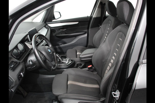 BMW 2 Serie Gran Tourer 218i 7p. Executive Launch Edition | Cruise control | Climate control | Parkeersensoren | Navigatie | Achteruitrijcamera | LED | Lichtmetalen velgen