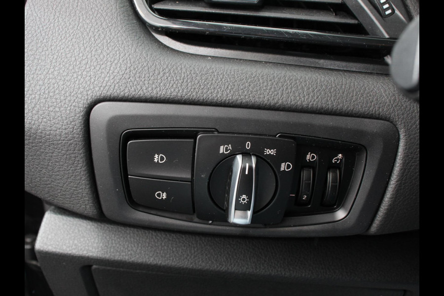 BMW 2 Serie Gran Tourer 218i 7p. Executive Launch Edition | Cruise control | Climate control | Parkeersensoren | Navigatie | Achteruitrijcamera | LED | Lichtmetalen velgen