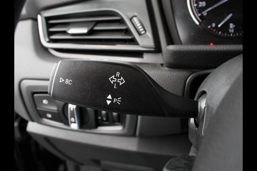 BMW 2 Serie Gran Tourer 218i 7p. Executive Launch Edition | Cruise control | Climate control | Parkeersensoren | Navigatie | Achteruitrijcamera | LED | Lichtmetalen velgen