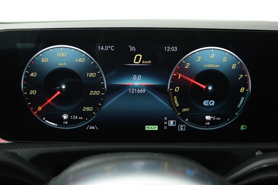 Mercedes-Benz A-Klasse 250 e Business Solution AMG Limited (SFEERVERLICHTING, STOELVERWARMING, ACHTERUITRIJCAMERA, SENSOREN)