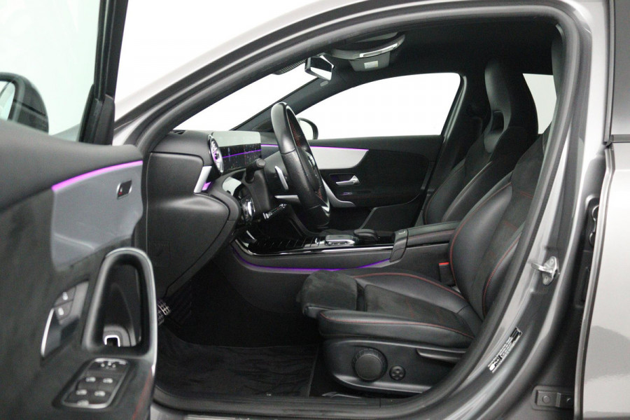 Mercedes-Benz A-Klasse 250 e Business Solution AMG Limited (SFEERVERLICHTING, STOELVERWARMING, ACHTERUITRIJCAMERA, SENSOREN)