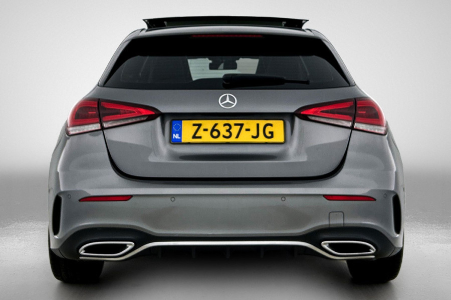 Mercedes-Benz A-Klasse 180 Premium AMG-Line(Dealer OnderH, Panorama, Lane Assist, StoelV, Carplay, Navi, Climate Con, Etc)