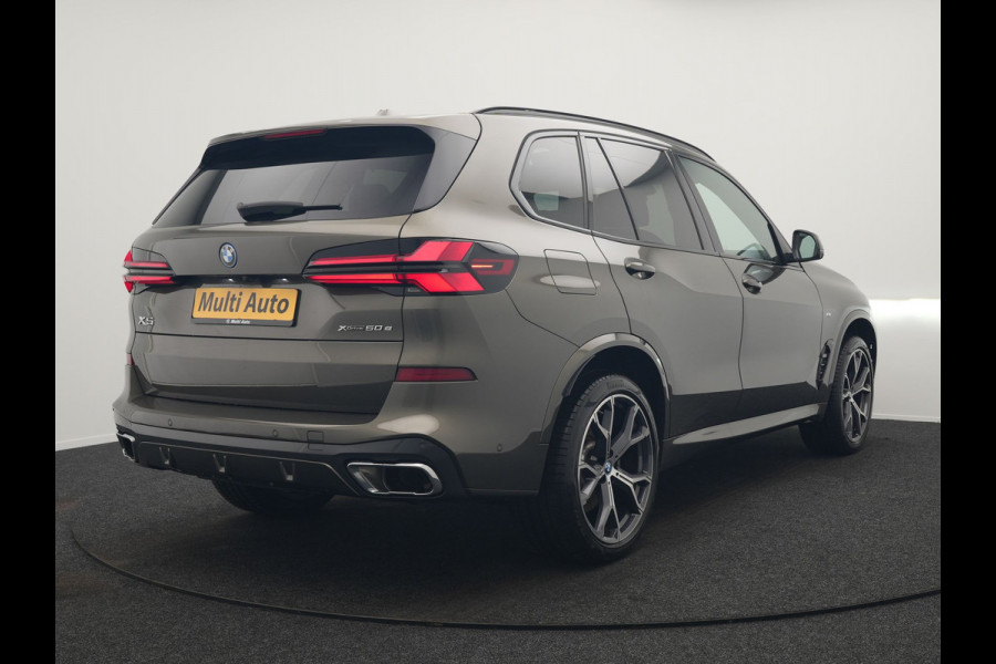 BMW X5 xDrive50e M Sport Plug In Hybrid 490pk Dealer O.H. PHEV | Panodak | Luchtvering | Harman & Kardon | Laser | Adaptive Cruise Comfortstoelen | Memory | Stoelventilatie | Head Up | Adaptive Cruise | 360 Camera | Apple Carplay